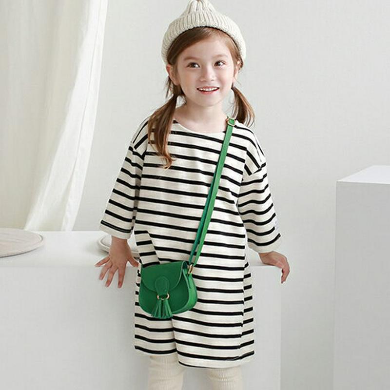 ボーダーパッチワンピース・p007819 キッズ 【3~8才】【ops】【韓国 ファッション ワンピース ミニ ショート Hライン ラウンドネック 長袖 Tシャツ カットソー チュニック 女の子 柄 パターン キッズ 子供 子供用 幼稚園 通学 通園 春 秋 冬】【KIDS】