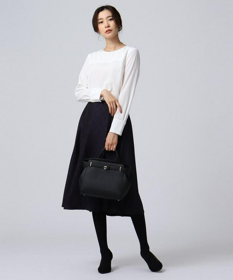 ヴィヨンデシンブラウス