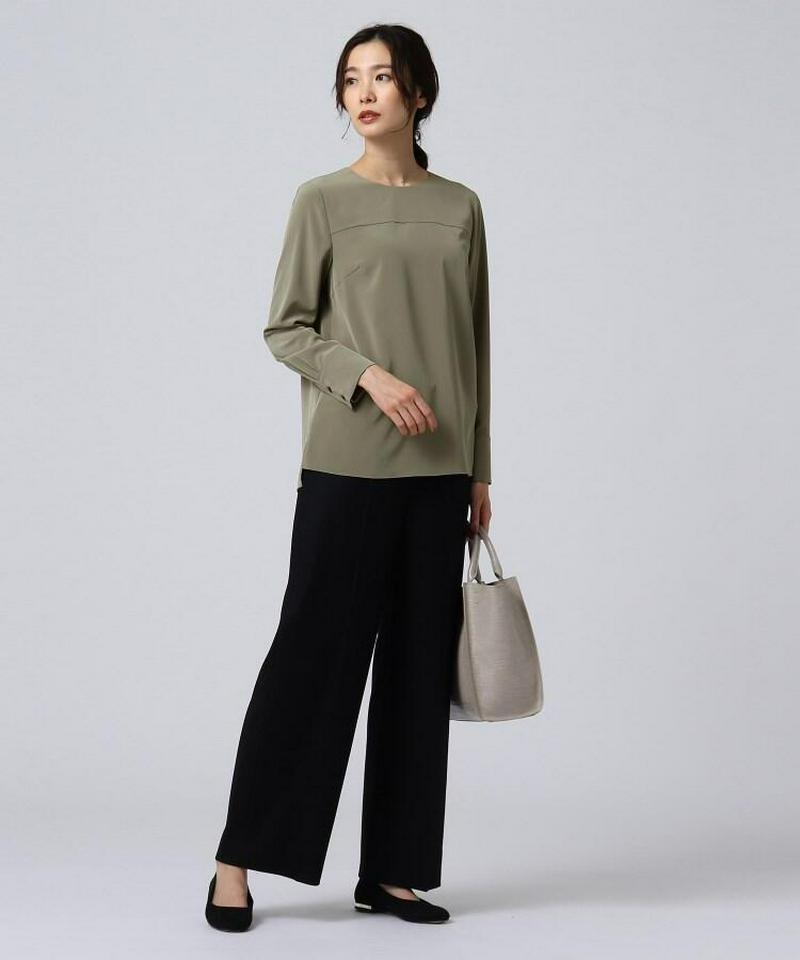 ヴィヨンデシンブラウス