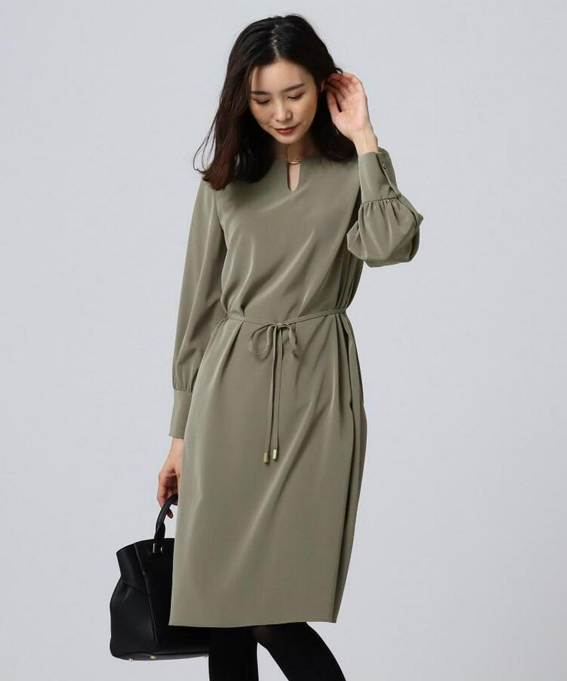 ヴィヨンデシンメタルバーワンピース