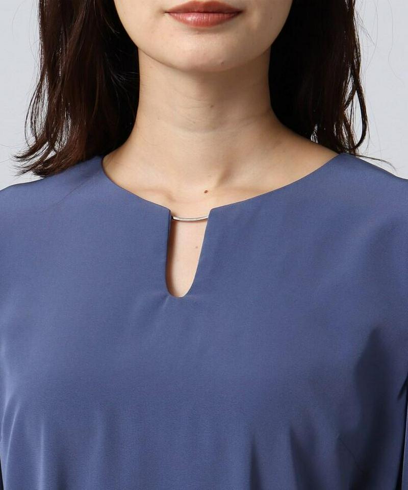 ヴィヨンデシンメタルバーワンピース