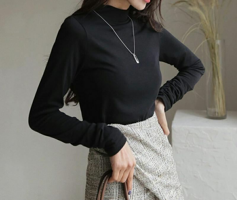 【只今10%OFF】スリムギャザースリーブTシャツ・全3色・t61445 レディース【tops】【韓国 ファッション トップス Tシャツ ロングスリーブ 長袖 スリム ギャザー ハーフネック シンプル 単色 無地 無地T カジュアル ラフ 秋 冬】