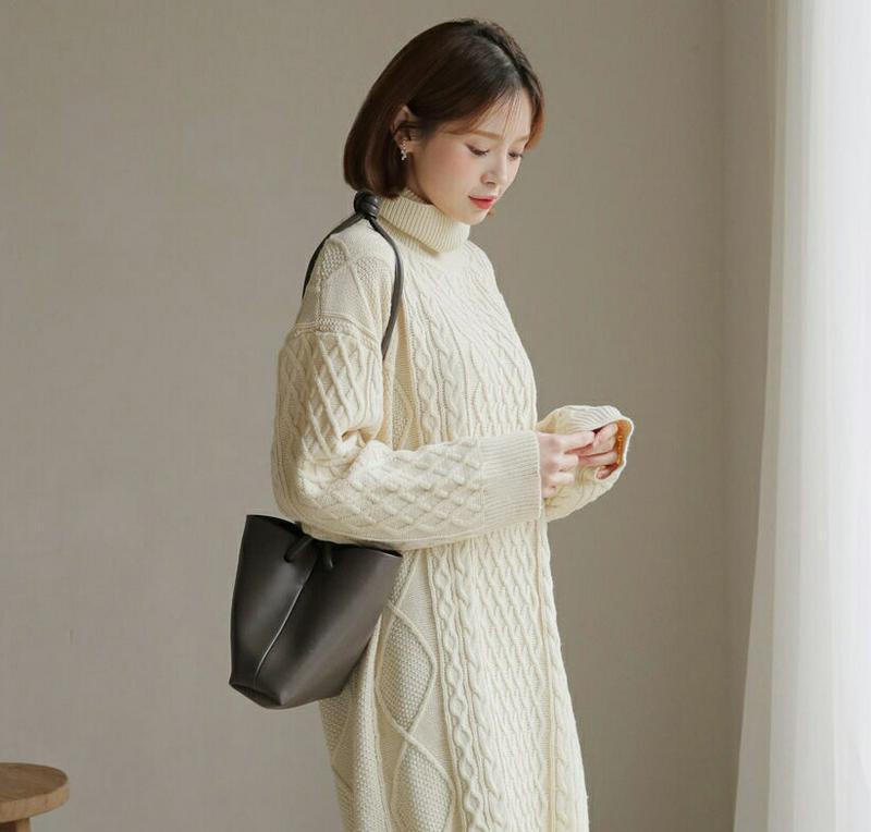 【全品10%OFF】ストラップ付タートルネックニットワンピース・全2色・e61539 レディース【ops】【韓国 ファッション ワンピース ロングワンピース ニットワンピース ケーブルニット 長袖 ロングスリーブ タートルネック ストラップ ゆったり オーバーサイズ 秋 冬】