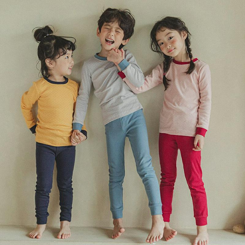 【キッズ30%OFF】ドットコントラストパジャマSET(グレー/ブルー)・p008017 キッズ【3~8才】【uw】【パジャマ ルームウェア 部屋着 セット set 上下 ドット柄 トップス パンツ ズボン 長袖 女の子 男の子 韓国 韓国子供服 子供 こども 子供服 こども服】【KIDS】