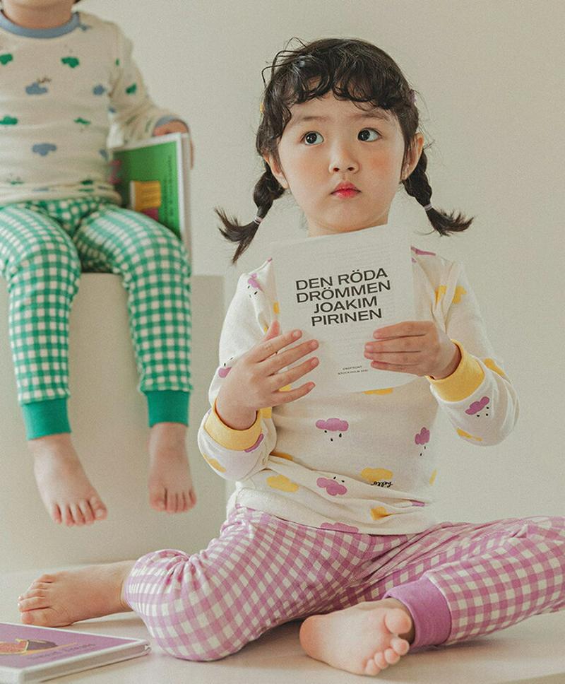 cloudパジャマSET(イエロー/パープル)・p008025 キッズ【3~8才】【uw】【パジャマ 部屋着 ルームウェア トップス 長袖 パンツ ズボン チェック柄 ギンガムチェアック 女の子 男の子 韓国 韓国子供服 子供 こども 子供服 こども服】【KIDS】