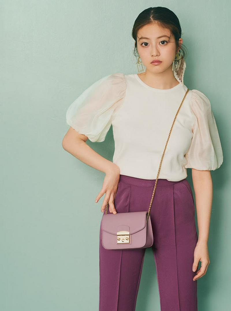 今田美桜　パフスリーブ切替えデザイントップス
