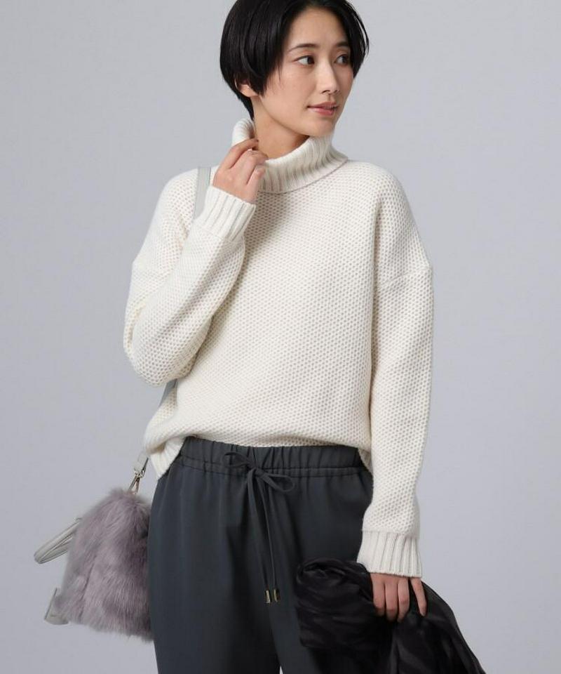 シルクカシミヤタートルネックニット