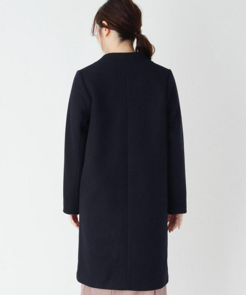 Vネックダブルブレステッド比翼コート