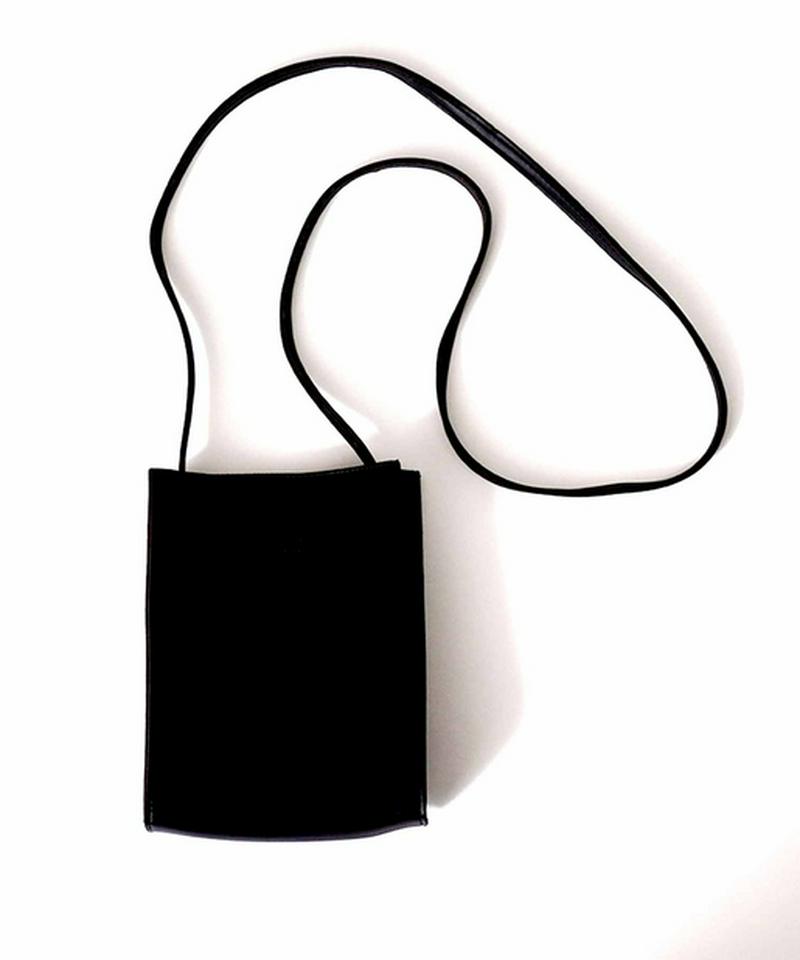 3coins スリーコインズ の スクエアショルダーバッグ Parte