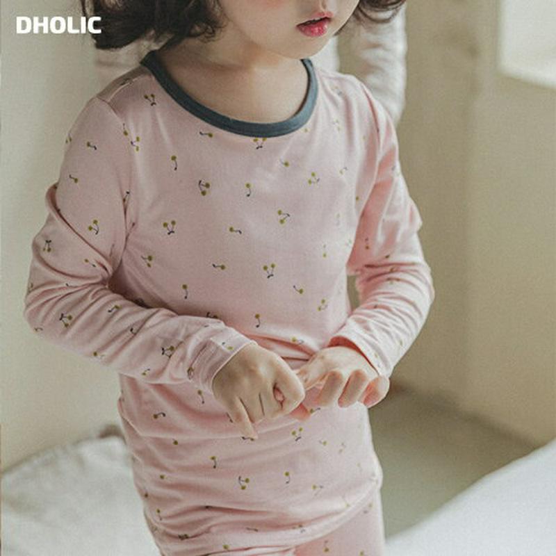 起毛チェリーパジャマSET(ピンク)・p008243 キッズ【3~8才】【uw】【パジャマ 部屋着 ルームウェア トップス パンツ 起毛 さくらんぼ サクランボ 可愛い かわいい 女の子 男の子 冬 韓国 韓国子供服 子供 こども 子供服 こども服】【KIDS】