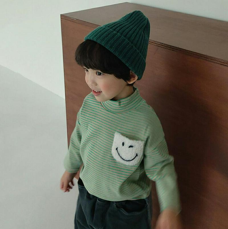 【キッズ30%OFF】ボアスマイルポイントボーダーTシャツ・u08326 キッズ【3~8才】【tops】【トップス Tシャツ 長袖 ボーダー スマイル ボア カジュアル ラフ 可愛い かわいい 女の子 男の子 秋 冬 韓国 韓国子供服 子供 こども 子供服 こども服】【KIDS】