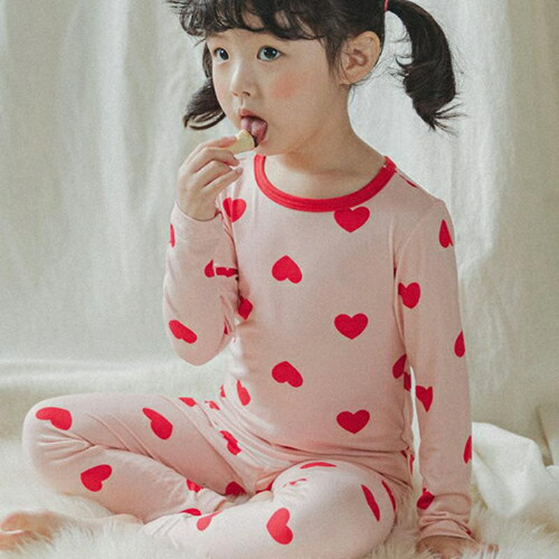 【キッズ30%OFF】起毛ハートパジャマSET(レッド)・p008238 キッズ【3~8才】【uw】【パジャマ ルームウェア 部屋着 トップス パンツ 長袖 起毛 ハート 可愛い かわいい 女の子 男の子 冬 韓国 韓国子供服 子供 こども 子供服 こども服】【KIDS】