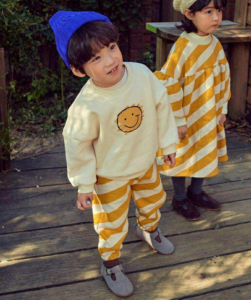 【キッズ20%OFF】裏起毛スマイルスウェット&ダイアゴナルラインパンツSET・u08300 キッズ【3~8才】【set】【セッ