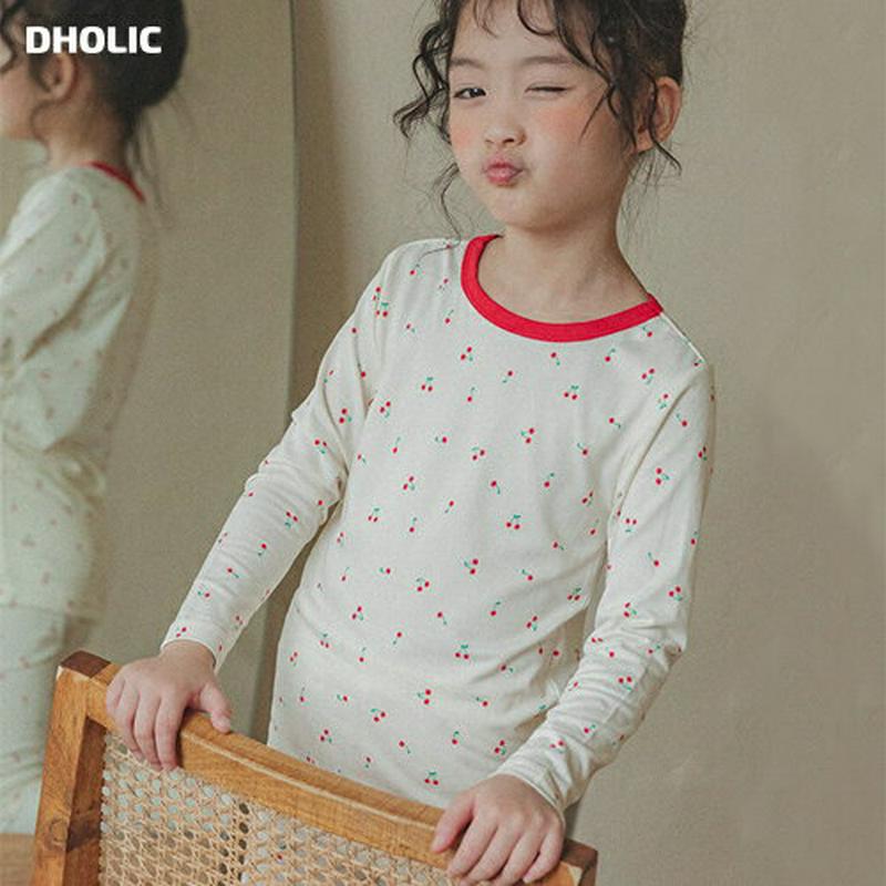 起毛チェリーパジャマSET(アイボリー)・p008244 キッズ【3~8才】【uw】【パジャマ 部屋着 ルームウェア トップス パンツ 起毛 さくらんぼ サクランボ 可愛い かわいい 女の子 男の子 冬 韓国 韓国子供服 子供 こども 子供服 こども服】【KIDS】