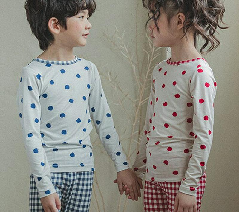 アップルパジャマSET(ネイビー)・p008237 キッズ【3~8才】【uw】【パジャマ ルームウェア 部屋着 トップス　パンツ チェック柄 ギンガムチェック リンゴ りんご かわいい 女の子 男の子 韓国 韓国子供服 子供 こども 子供服 こども服】【KIDS】