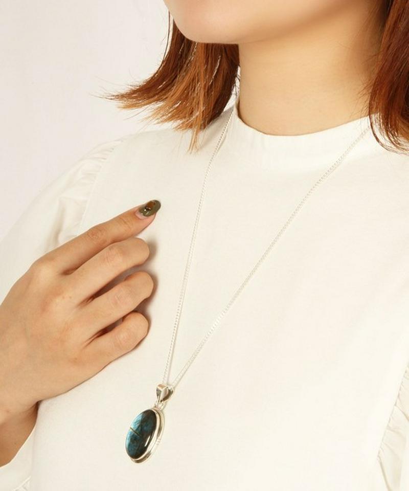 【こだわりのフランス買付】ラブラドライト楕円ネックレス