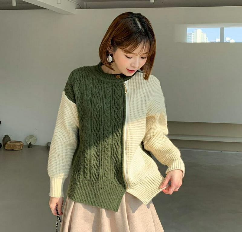 バイカラージップアップニット・全3色・b61627 レディース【tops】【韓国 ファッション トップス ニット ニットトップス 長袖 ロングスリーブ ラウンドネック 配色 バイカラー ジップアップ ボタン スリット ワッフル ツイスト カジュアル 秋 冬】