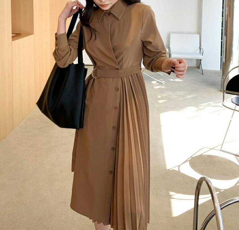 【全品10%OFF】ベルト付プリーツカラーワンピース・全2色・t64882 レディース【ops】【韓国 ファッション ワンピース ミディ丈 ミディワンピース シャツワンピース 長袖 ロングスリーブ ベルト ボタン プリーツ 揺れ感 シンプル 大人 上品 秋 冬】【ハイホリHIHOLLI】
