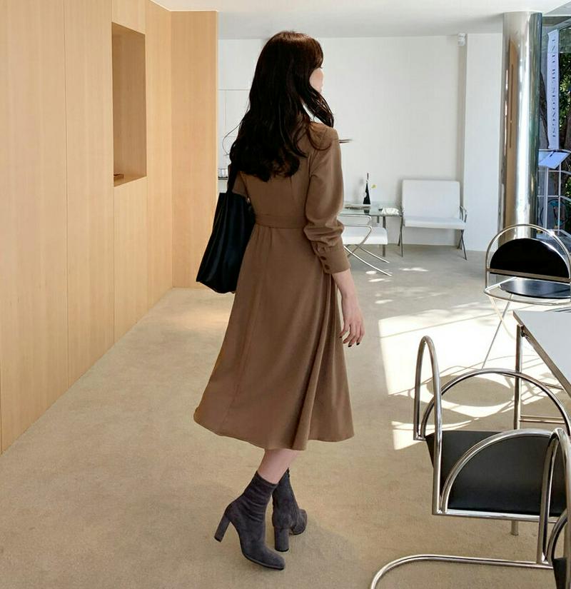 【全品10%OFF】ベルト付プリーツカラーワンピース・全2色・t64882 レディース【ops】【韓国 ファッション ワンピース ミディ丈 ミディワンピース シャツワンピース 長袖 ロングスリーブ ベルト ボタン プリーツ 揺れ感 シンプル 大人 上品 秋 冬】【ハイホリHIHOLLI】