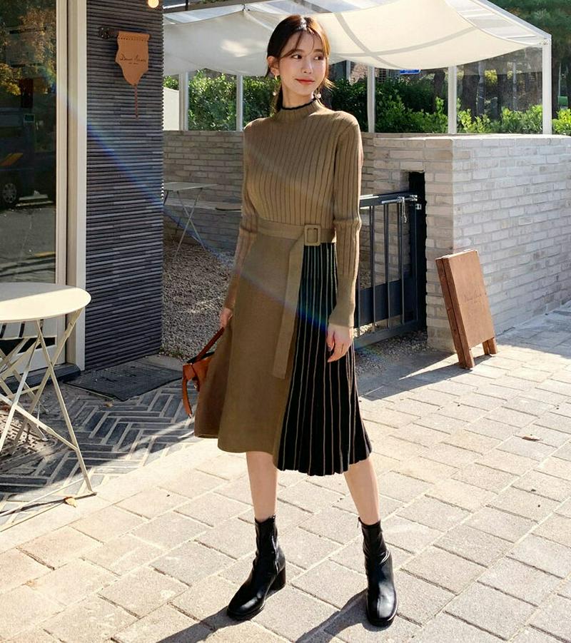 ベルト付配色プリーツワンピース・全2色・e61646 レディース【ops】【韓国 ファッション ワンピース ミディ丈 ミディワンピース ロングスリーブ 長袖 ハーフネック ベルト プリーツ 配色 シンプル フェミニン 大人 上品 秋 冬】