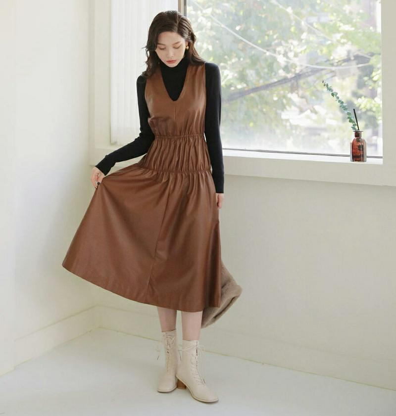 【新作10%OFF】レザー調スリーブレスワンピース・全2色・b65010 レディース【ops】【韓国 ファッション ワンピース 