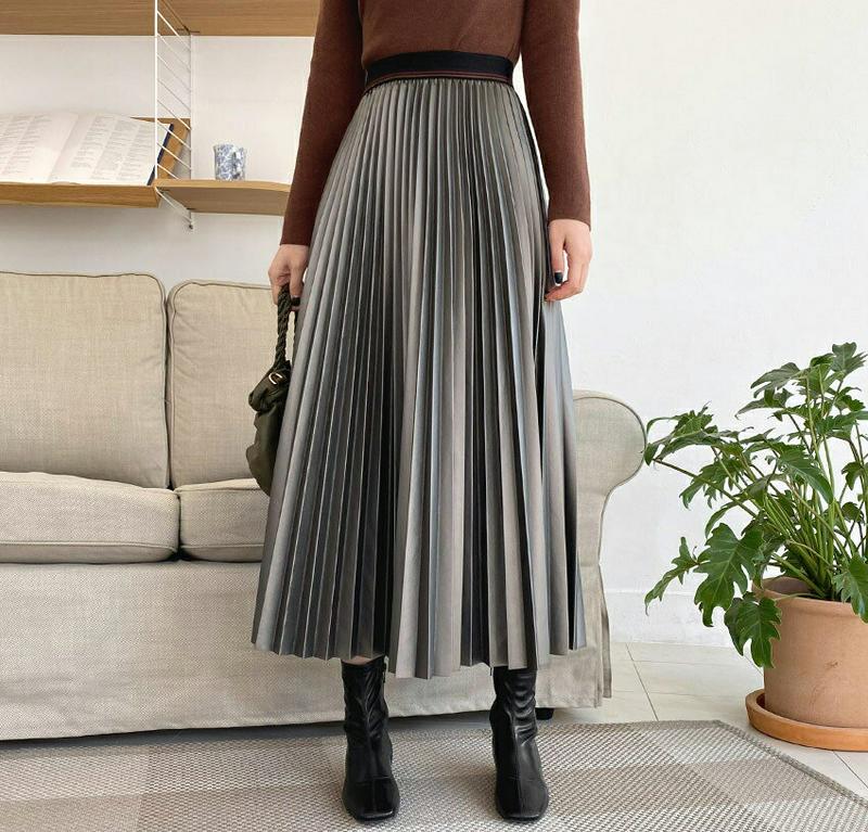 レザー調プリーツスカート・全2色・b65032 レディース【sk】【韓国 ファッション ボトムス スカート ロング丈 ロングスカート プリーツ プリーツスカート レザー調 光沢 ウエストゴム 楽ちん 揺れ感 大人 上品 体型カバー 秋 冬】【ハイホリHIHOLLI】