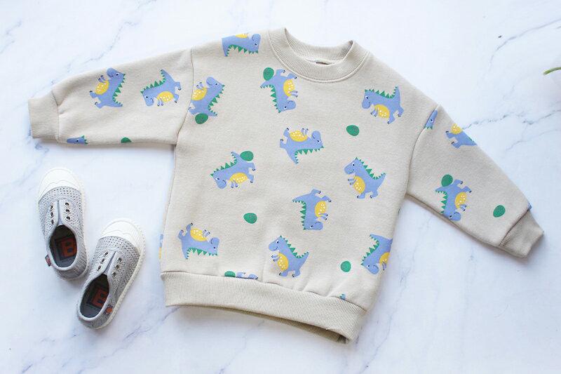 裏起毛恐竜スウェット上下SET・p008507 キッズ【3~8才】【set】【セットアップ setup 上下 トップス スウェット トレーナー 長袖 パンツ ズボン 恐竜 裏起毛 カジュアル 女の子 男の子 冬 韓国 韓国子供服 子供 こども 子供服 こども服】【KIDS】