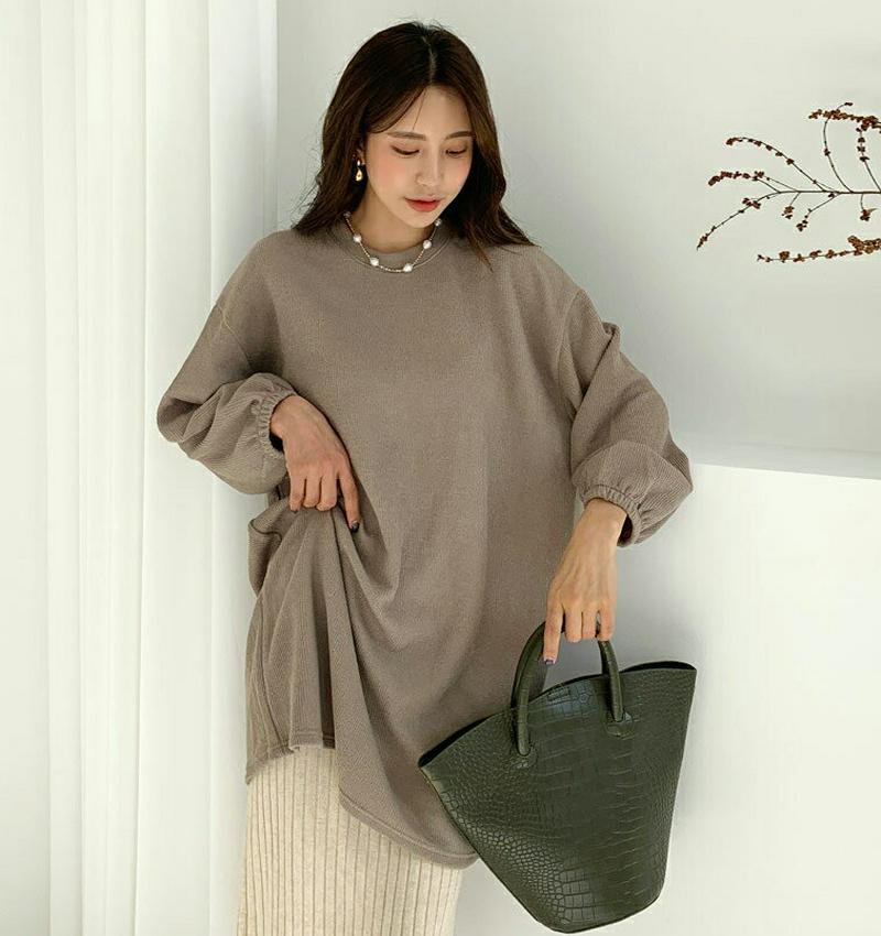 パフロングTシャツ・全4色・t61023 レディース【tops】【韓国 ファッション トップス Tシャツ ロング丈 ロンT ロングスリーブ 長袖 ラウンドネック シンプル 単色 無地 カジュアル Hライン ゆったり ラフ 秋 冬】