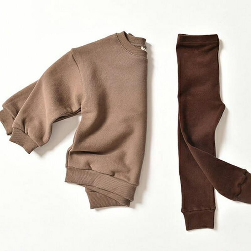 裏起毛スウェット&レギンスSET・u08424 キッズ【3~8才】【set】【セットアップ setup トップス スウェット トレーナー 長袖 パンツ ズボン 裏起毛 単色 無地 シンプル カジュアル 女の子 男の子 冬 韓国 韓国子供服 子供 こども 子供服 こども服】【KIDS】