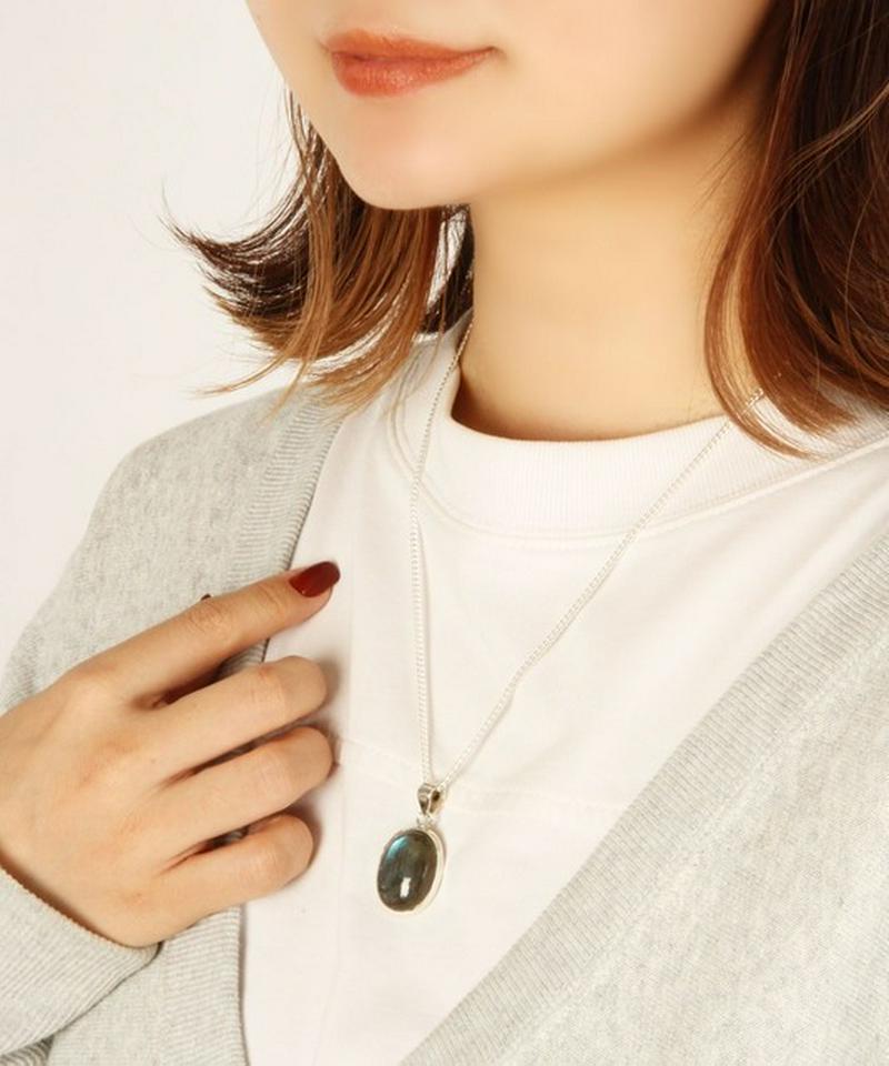 【フランス買付一点もの】ラブラドライトネックレス