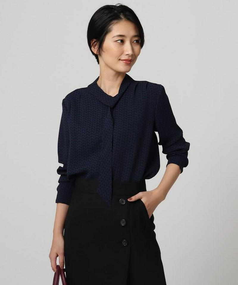 グラフィカルブリックプリントボウタイブラウス