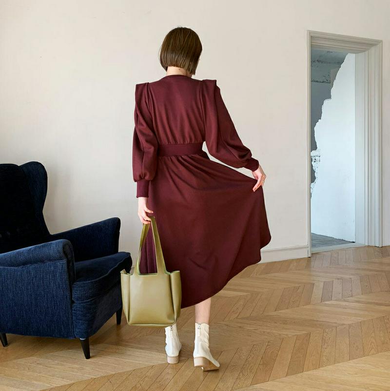 裏起毛スリーブフリルワンピース・全3色・b56219 レディース【ops】【韓国 ファッション ワンピース ロングワンピース パフスリーブ 長袖 ボリューム袖 ラウンドネック 裏起毛 ウエストゴム ルーズ シンプル カジュアル 単色 無地 ラフ 秋 冬】