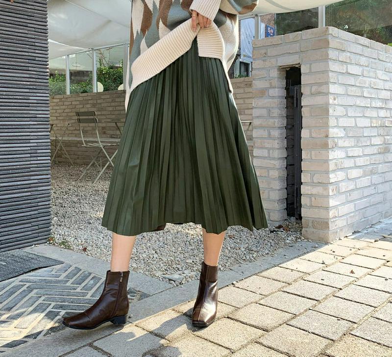 【只今10%OFF】レザー調プリーツスカート・全2色・b65114 レディース【sk】【スカート ロング ロングスカート プリー