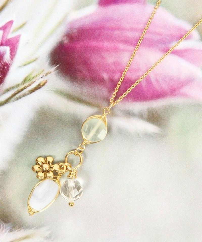 【ときめくカラフル天然石】K14GF お花のグリーンネックレス