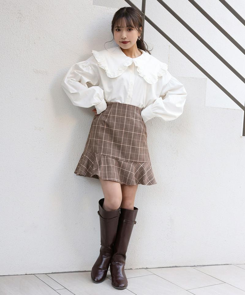 One After Another Nice Claup ワンアフターアナザーナイスクラップ の フリルの大きな襟ブラウス Parte