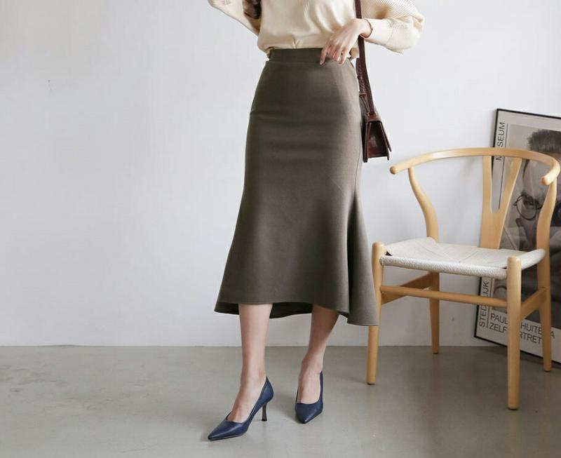 【新作10%OFF】起毛フレアスカート・全3色・t65255 レディース【sk】【韓国 ファッション ボトムス スカート ロング丈 ロングスカート マーメイド マーメイドスカート フレア バックゴム 起毛 シンプル 単色 無地 大人 フェミニン 秋 冬】【ハイホリHIHOLLI】