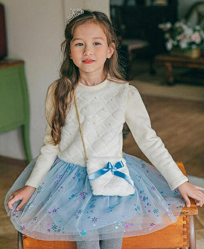 【キッズ20%OFF】キラキラレースワンピース・u08748 キッズ【3~8才】【ops】【ワンピース きらきら ラメ パール 長袖 可愛い かわいい 星 柄 チュール チュールワンピース ミニ ショート丈 女の子 秋 冬 韓国 韓国子供服 子供 こども 子供服 こども服】【KIDS】