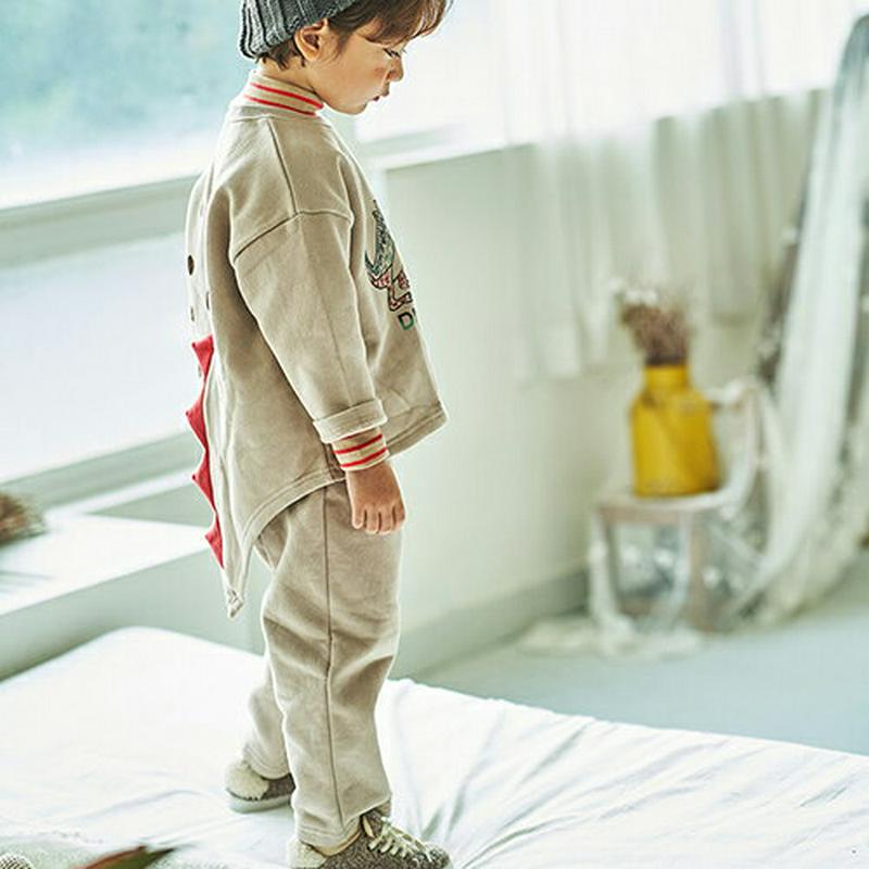 裏起毛ダイナソースウェット上下SET(junior)・u08796 キッズ【3~8才】【set】【セットアップ setup トップス スウェット トレーナー 長袖 パンツ ズボン 裏起毛 恐竜 カジュアル 女の子 男の子 冬 韓国 韓国子供服 子供 こども 子供服 こども服】【KIDS】