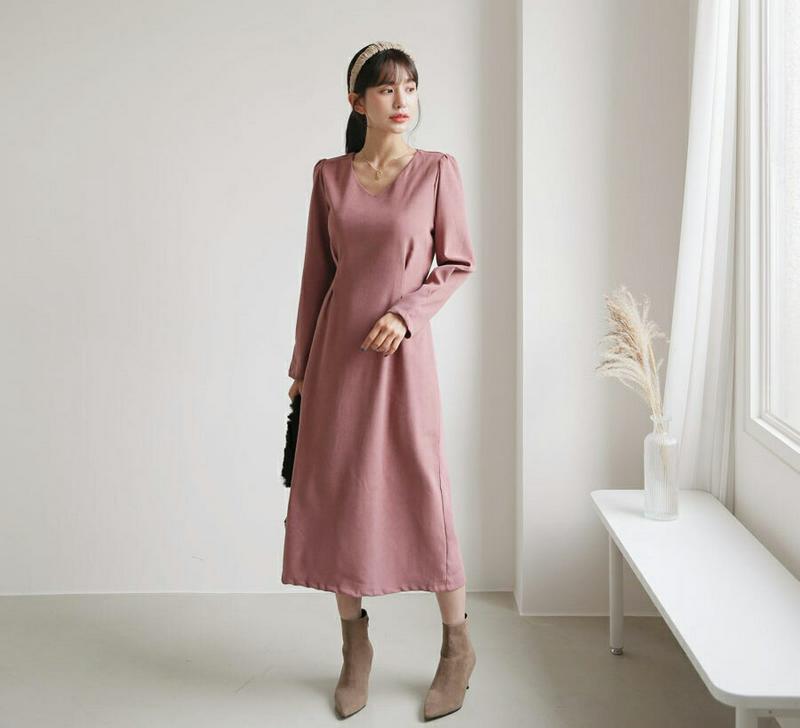 Vネックタックワンピース・全3色・t61074 レディース【ops】【韓国 ファッション ワンピース ロングワンピース 長袖 ロングスリーブ Vネック 鎖骨 デコルテ タック リボン スリム シンプル 単色 無地 大人 フェミニン 秋 冬】