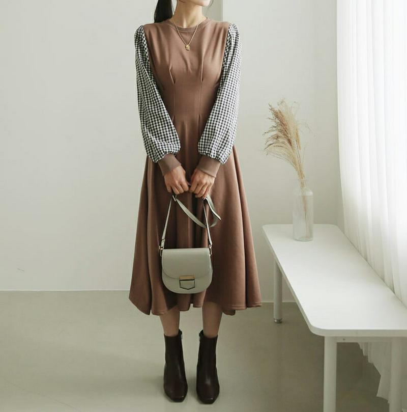 裏起毛チェックスリーブワンピース・全2色・b61075 レディース【ops】【韓国 ファッション ワンピース 長袖 ロングスリーブ ラウンドネック チェック柄 異素材 ギンガムチェック 裏起毛 タック フレア コントラスト カジュアル 秋 冬】