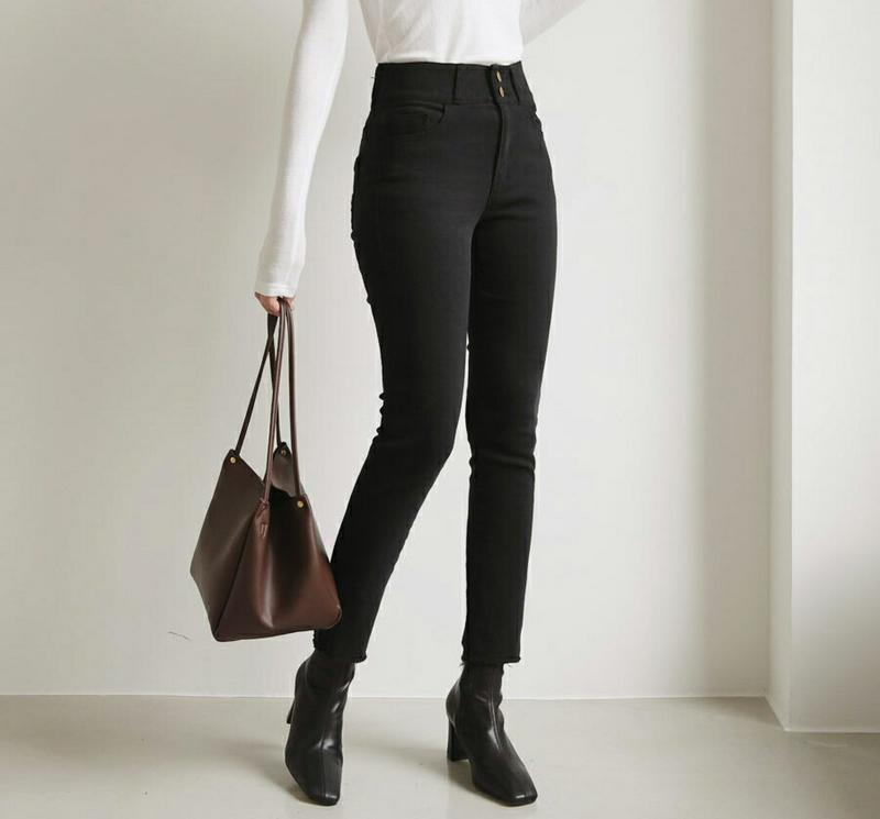 裏起毛ツーボタンスキニーパンツ・全4色・t61110 レディース【pt】【韓国 ファッション ボトムス ズボン パンツ ロングパンツ スキニーパンツ 裏起毛 シンプル ハイウエスト スリム カットオフ 単色 無地 カジュアル 秋 冬】