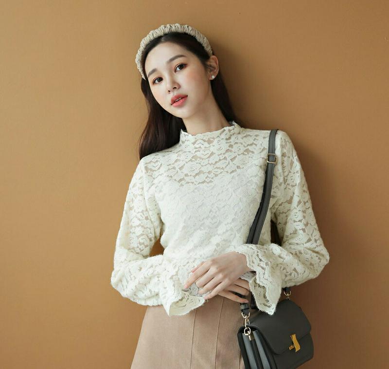 【新作10%OFF】花柄レースブラウス・全3色・t61071 レディース【bl】【韓国 ファッション トップス ブラウス ロングスリーブ 長袖 ハーフネック レース 総レース 花柄 透け感 シアー シースルー シンプル 大人 フェミニン 秋 冬】