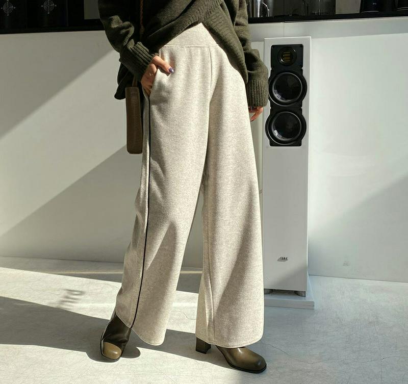 【新作10%OFF】サイドパイピングパンツ・全2色・b56278 レディース【pt】【韓国 ファッション ボトムス ズボン パンツ ロングパンツ ワイドパンツ ハイウエスト ストレート パイピング ライン 配色 シンプル カジュアル 楽ちん ラフ 秋 冬】