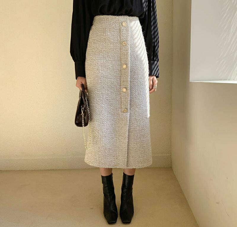 【只今10%OFF】ツイードボタンスカート・全2色・t64515 レディース【sk】【韓国 ファッション ボトムス スカート ロング丈 ロングスカート ツイード ボタン バックゴム スリム シンプル 大人 上品 フェミニン 高級感 秋 冬】