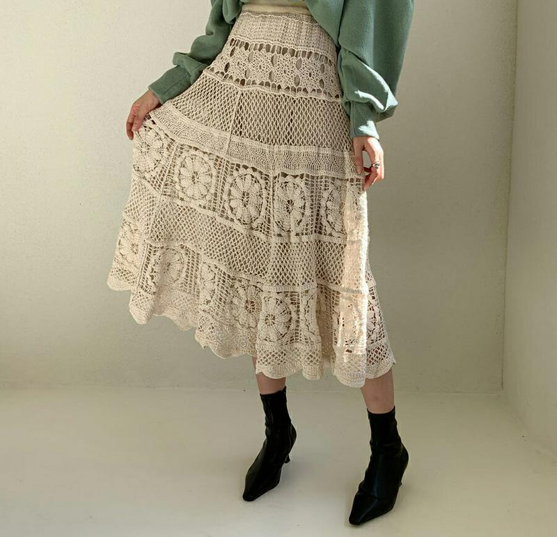 【只今10%OFF】レースニットスカート・全2色・t64516 レディース【sk】【韓国 ファッション ボトムス スカート ロング丈 ロングスカート ニットスカート レース レースニット フレア 揺れ感 大人 上品 ガーリー 透け感 秋 冬】