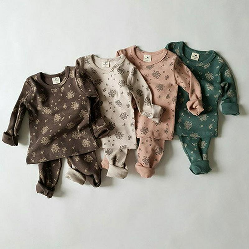 【キッズ20%OFF】クリスタルスノールームウェア上下SET・u09107 キッズ【3~8才】【uw】【パジャマ ルームウェア 部屋着 上下 セット set　トップス 長袖　パンツ ズボン 雪 結晶 カジュアル ラフ 女の子 男の子 韓国 韓国子供服 子供 こども 子供服 こども服】【KIDS】