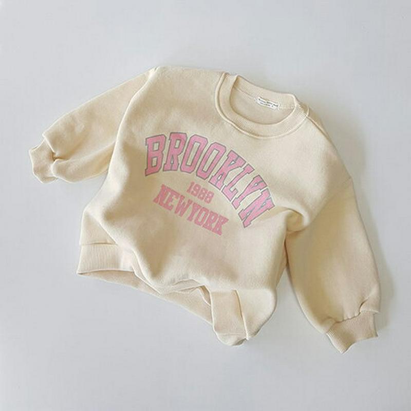 裏起毛ブルックリンスウェット・u09139 キッズ【3~8才】【tops】【トップス スウェット トレーナー 長袖 裏起毛 プリント カジュアル ラフ 女の子 男の子 冬 韓国 韓国子供服 子供 こども 子供服 こども服】【KIDS】