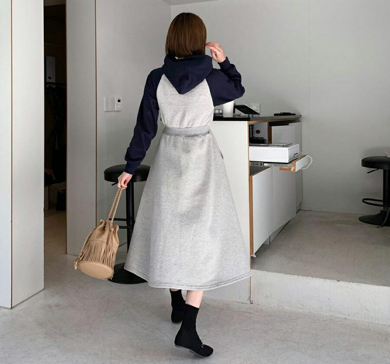 【只今10%OFF】裏起毛フードラグランワンピース・全2色・t56265 レディース【ops】【韓国 ファッション ワンピース ロングワンピース スウェットワンピース パーカーワンピース フード付き 長袖 ラグランスリーブ 裏起毛 配色 カジュアル ラフ 秋 冬】