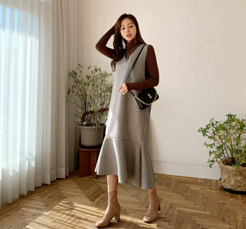 【只今15%OFF】ヘリンボーンフレアヘムワンピース・全3色・b65143 レディース 【ops】【韓国 ファッション ワンピース ロング Vネック ノースリーブ スリーブレス Hライン ラッフルヘム ルーズ ゆったり 体型カバー 大人 上品 カジュアル 秋 冬】【ハイホリHIHOLLI】