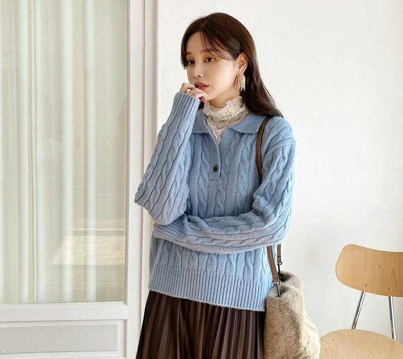 【只今10%OFF】カラーネックツイストニット・全4色・t65126 レディース【tops】【韓国 ファッション トップス ニット ニットトップス ロングスリーブ 長袖 Vネック 襟付き 鎖骨 デコルテ ボタン ツイスト シンプル カジュアル 大人 秋 冬】【ハイホリHIHOLLI】